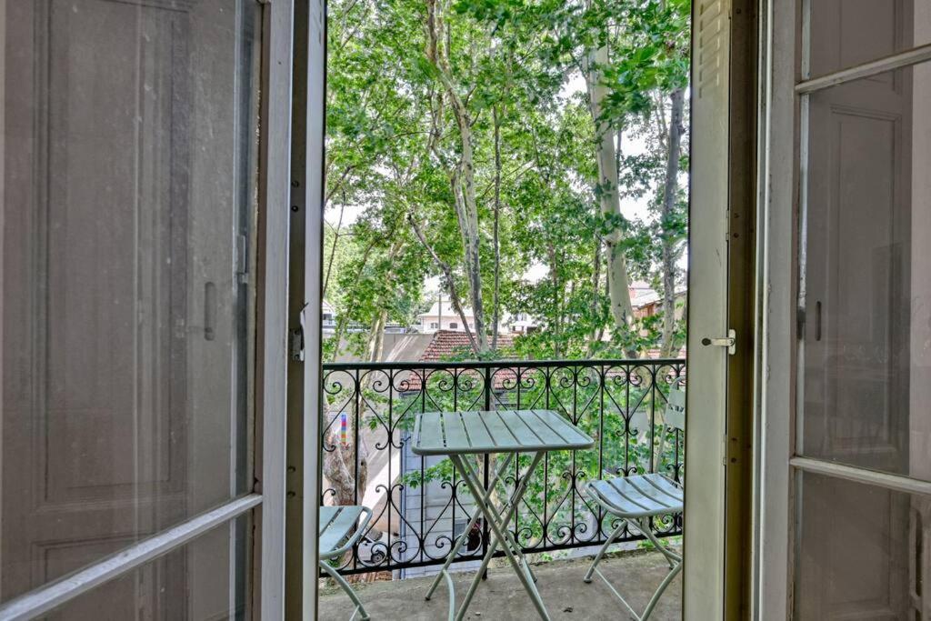 Апартаменты Au Coeur Des Platanes - Parking Gratuit Sous-Terrain - Clim - Balcon Авиньон Экстерьер фото